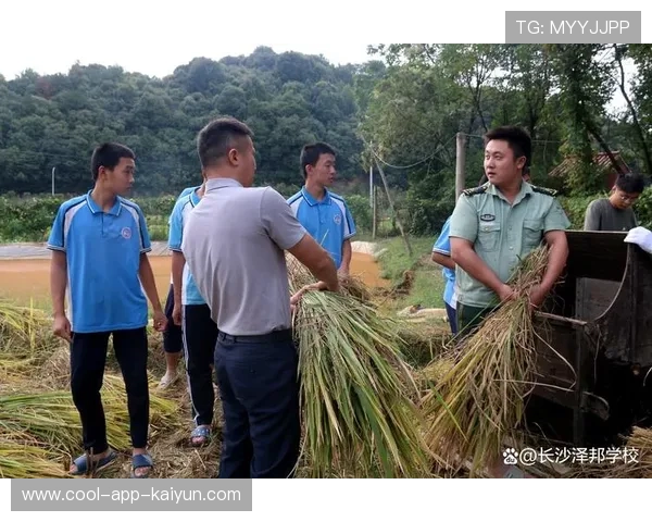 特色青训基地“高端+普及”同步推进,打造多层级绿色生态体系,青少年特训练学校